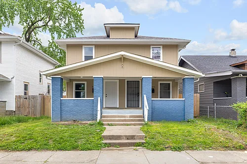 411 N Oakland Ave Photo 1