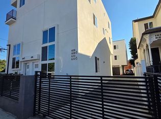 608 1/2 E 29th St #608, Los Angeles, CA 90011