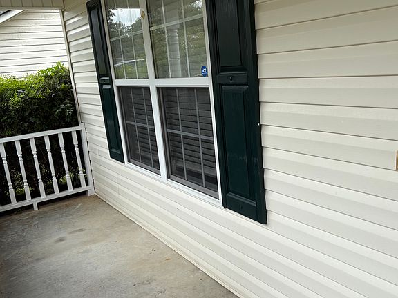 2nd image of 121 Easy St