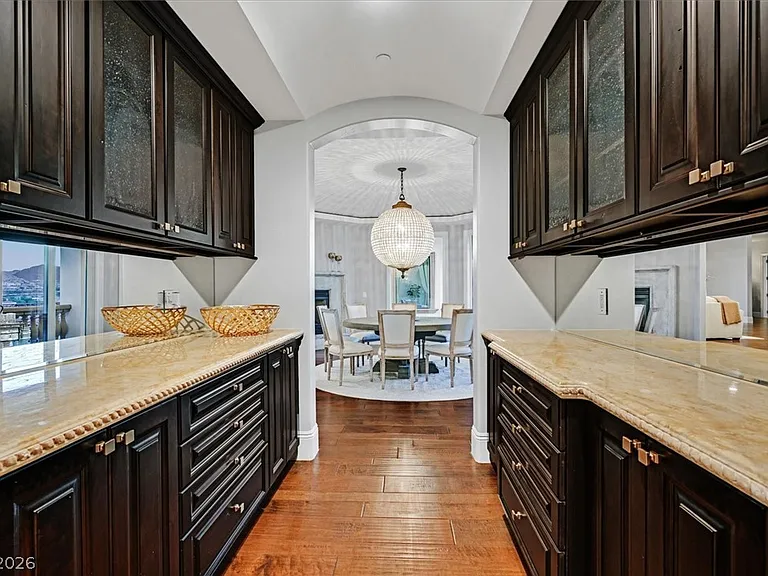 8 Rue Mediterra Dr — Photo 7