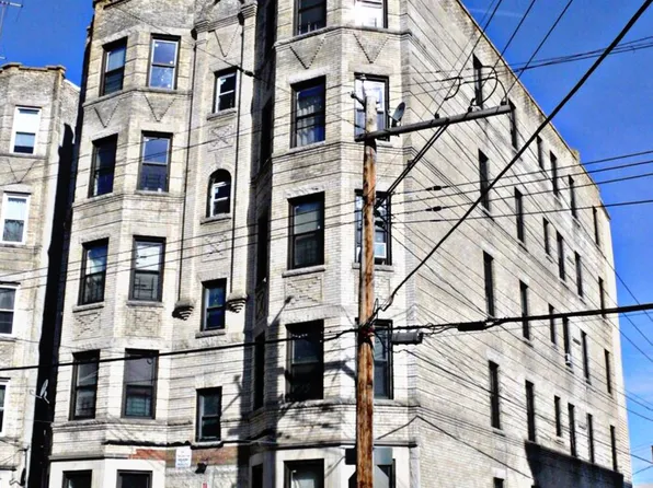 11 Lawrence St, Yonkers, NY 10705