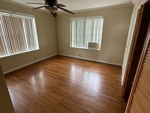 3rd image of 5317 Purington Ave