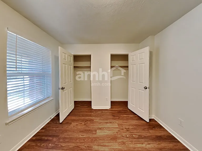 31442 Camden Village Dr — Photo 15