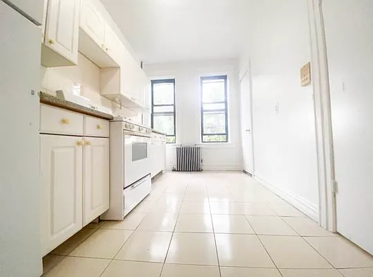 Rented by RealTegrity NY LLC | media 10