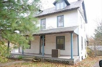 2nd image of 3208 Sanatoga Rd