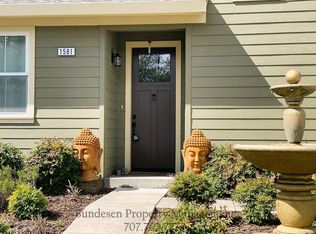 1581 Cali Ln, Healdsburg, CA 95448