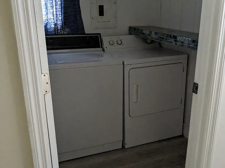 603A Ermine St #A — Photo 7