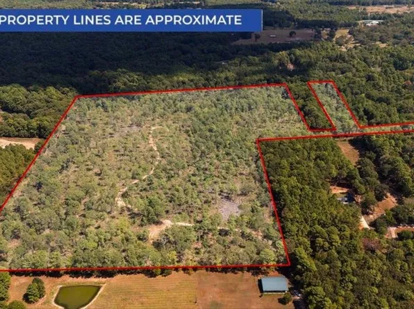 County Road 2104d E, Kilgore, TX 75662