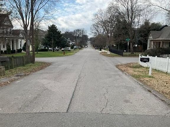 5th image of 4608 Dakota Ave