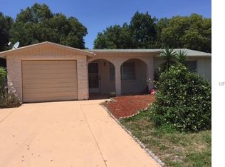 7041 Ingleside Dr, Port Richey, FL 34668