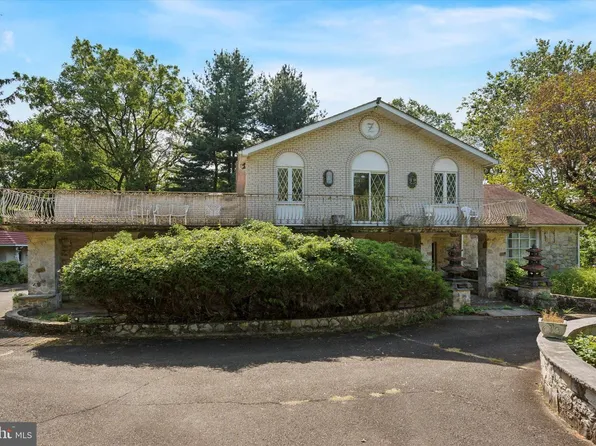 341 Cedar Rd, Elkins Park, PA 19027
