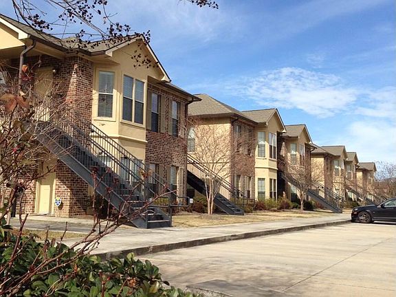 2nd image of 9413 Burbank Dr #C