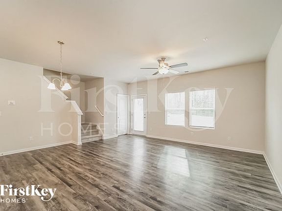 3rd image of 9417 Village View Ct NW