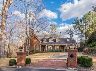 210 Grogans Lake Pt, Sandy Springs, GA 30350