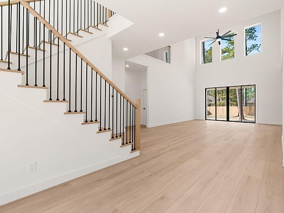 5th image of 311 Mcdaniel Dr