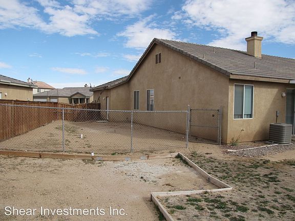 5th image of 13761 Plantain St