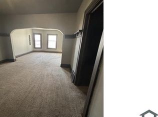 2530 N 37th St, Milwaukee, WI 53210