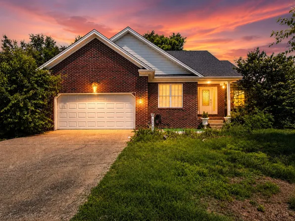 1284 Trillium Ln, Bowling Green, KY 42104