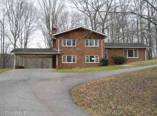 2544 Us Highway 601, Yadkinville, NC 27055