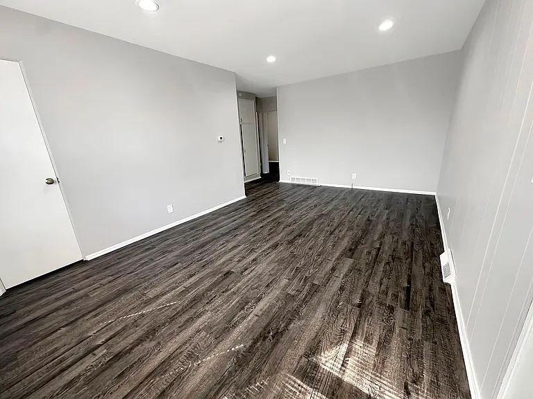 23 Ridgewood St — Photo 6