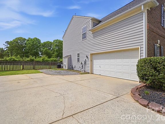 2nd image of 7724 Dinniston Dr