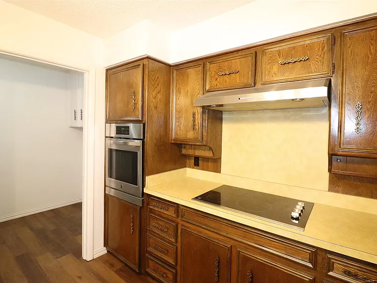 3420 Willowcrest Dr — Photo 7