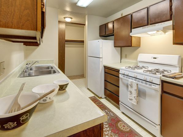 423 W 22nd Ave #3-301