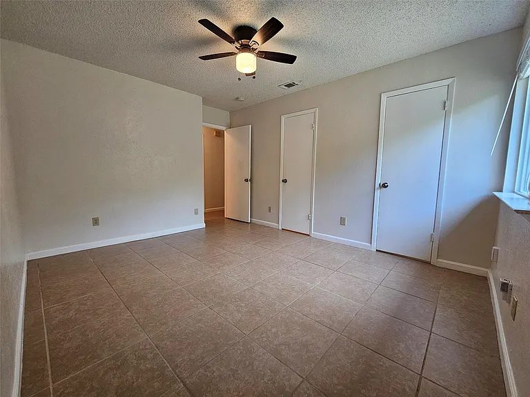 6800 Lunar Dr #B — Photo 18