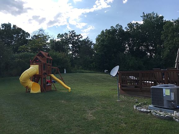 2nd image of 5076 W Pond Cir