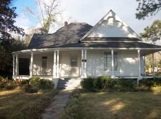 328 N Main St, Fitzgerald, GA 31750