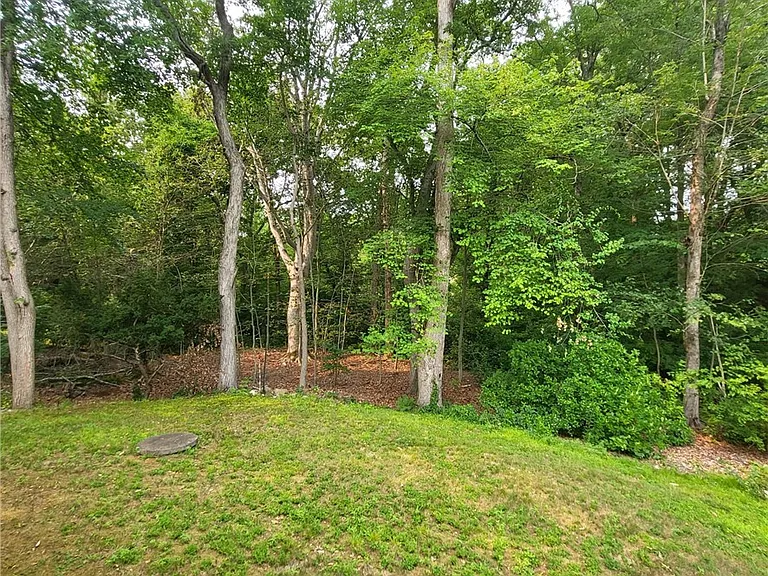 72 Blueberry Dr — Photo 22