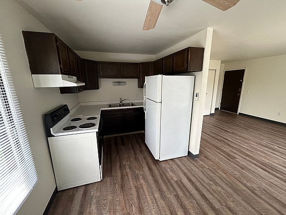3rd image of 2582-2612 Robinson Dr #120