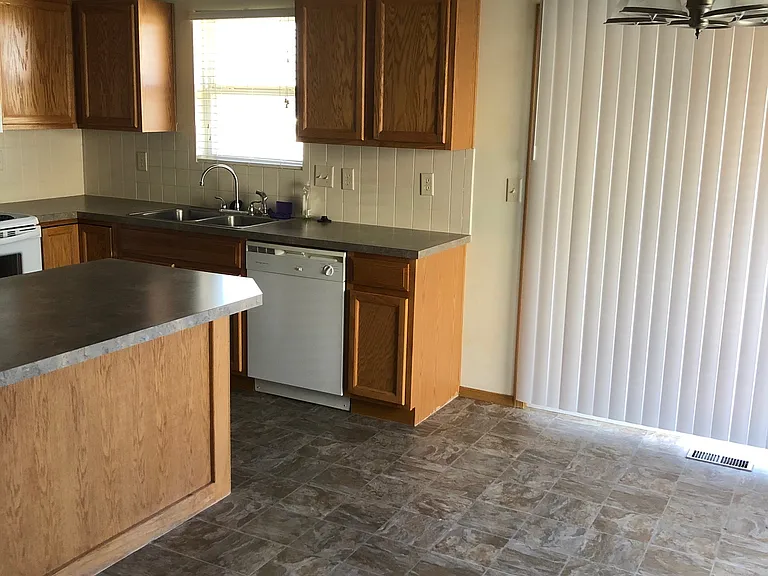 6716 W Shade Ct — Photo 3