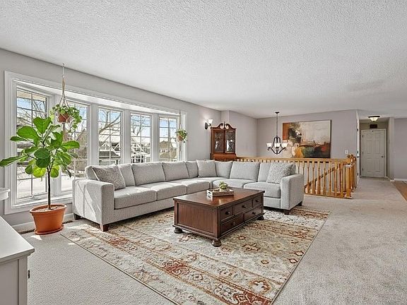 5th image of 835 Gramsie Rd