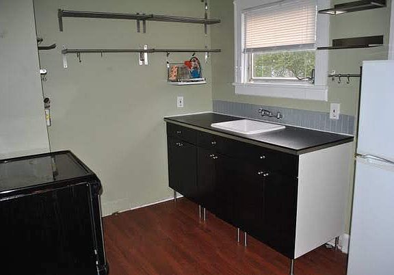 3rd image of 1226 1/2 14th St N
