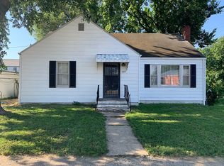 502 W 2nd St, Stover, MO 65078