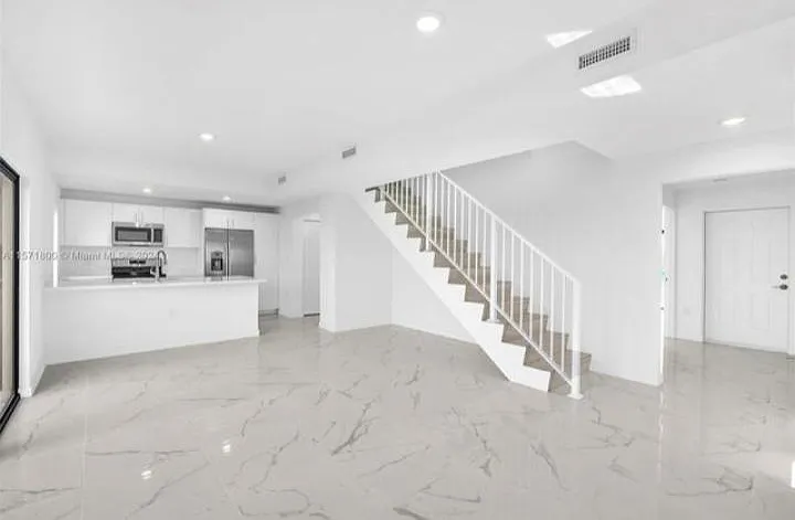 1-245 NW 13th St #245 — Photo 23