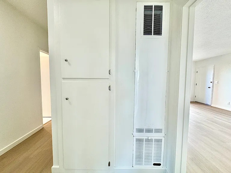 8110 Norton Ave #8 — Photo 11