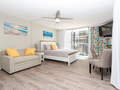 364 Seaside Ave APT 811, Honolulu, HI, 96815