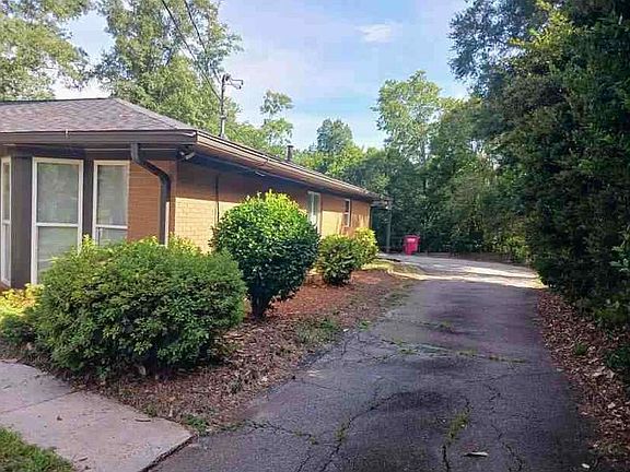 5th image of 2988 Claridge Ct