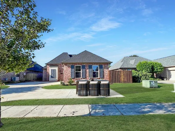 419 Shoal Dr, Houma, LA 70360