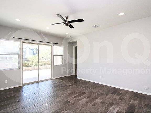 5th image of 2051 E Wisteria Dr
