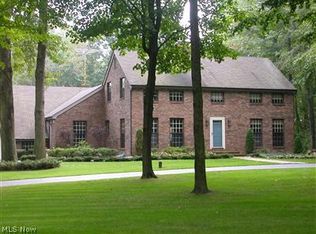 8216 Blue Heron Ln, Canfield, OH 44406