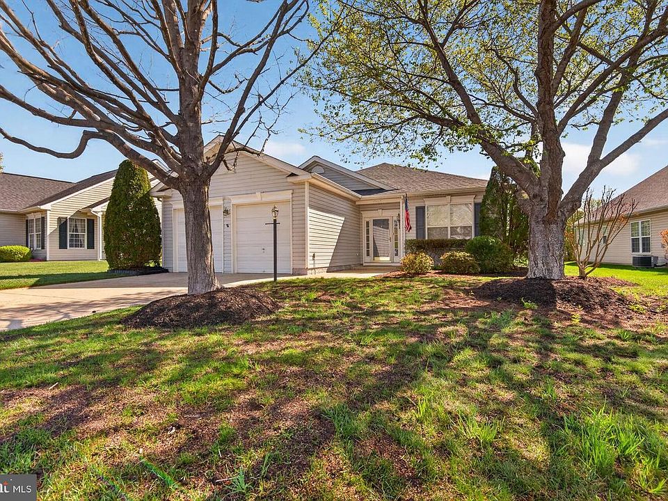 1st image of 17602 Four Seasons Dr
