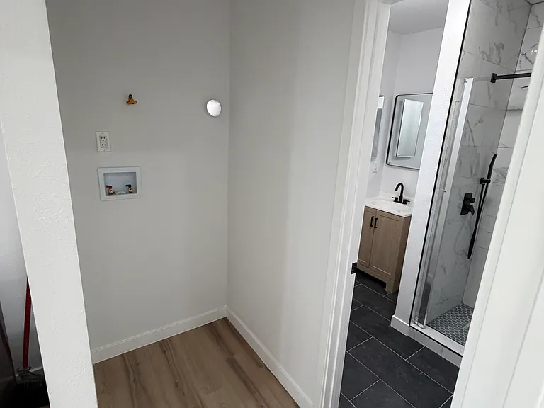 133 S 2nd St #135-B — Photo 7