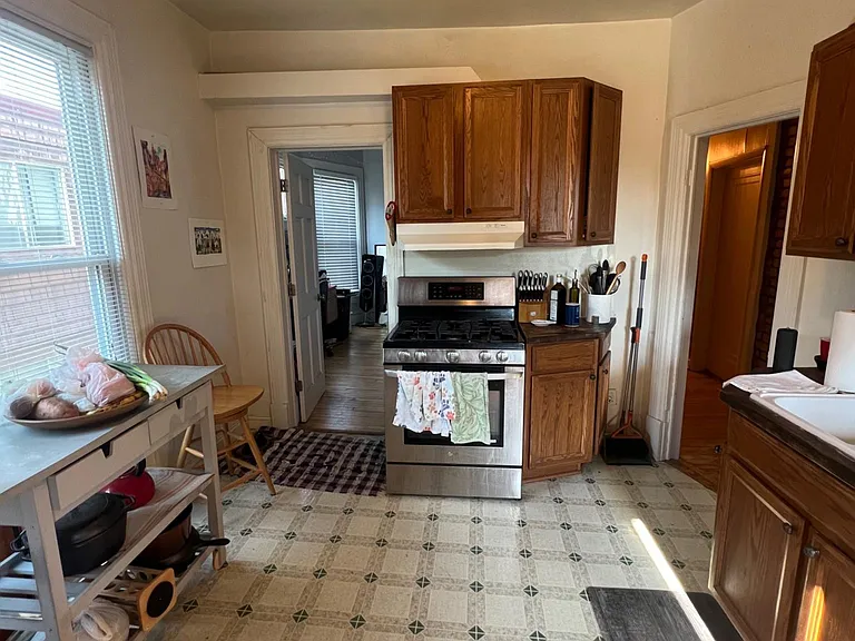 2654 Colfax Ave S — Photo 3