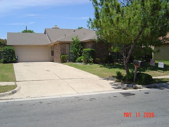 2nd image of 2217 Villanova St