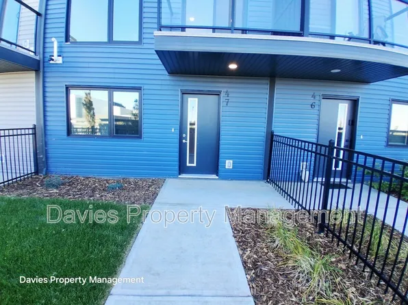 11910 35th Ave SW #47, Edmonton, AB T6W 4Z8