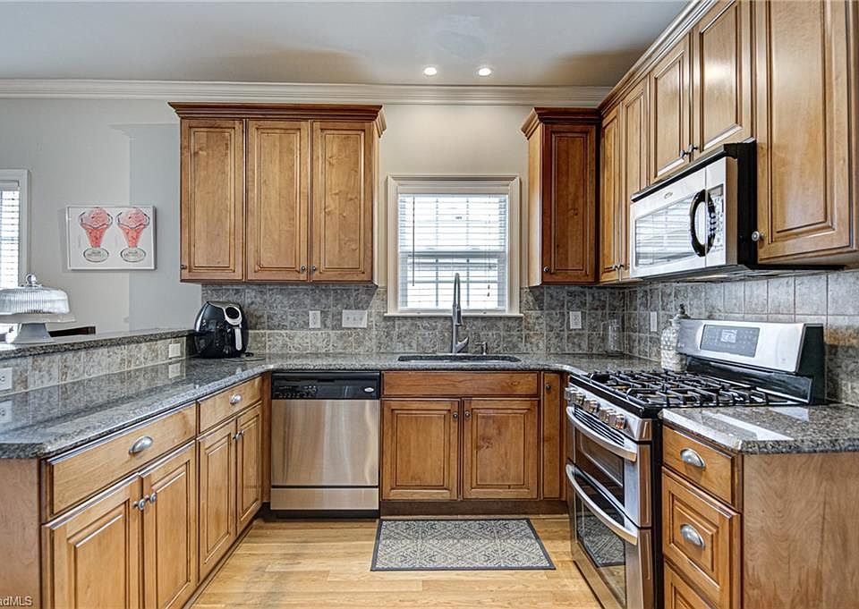 207 Fearrington Dr, Kernersville, NC 27284 Zillow