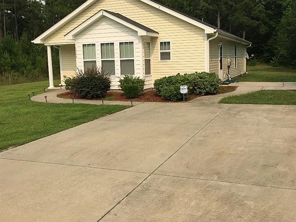 2nd image of 1540 Dorsey Lane NE